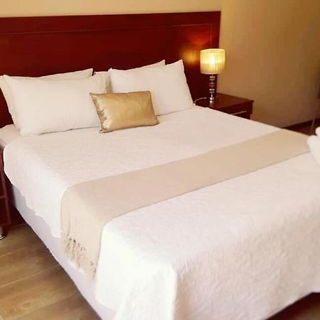 The Royal Haven Hotel Lichtenburg Exterior photo
